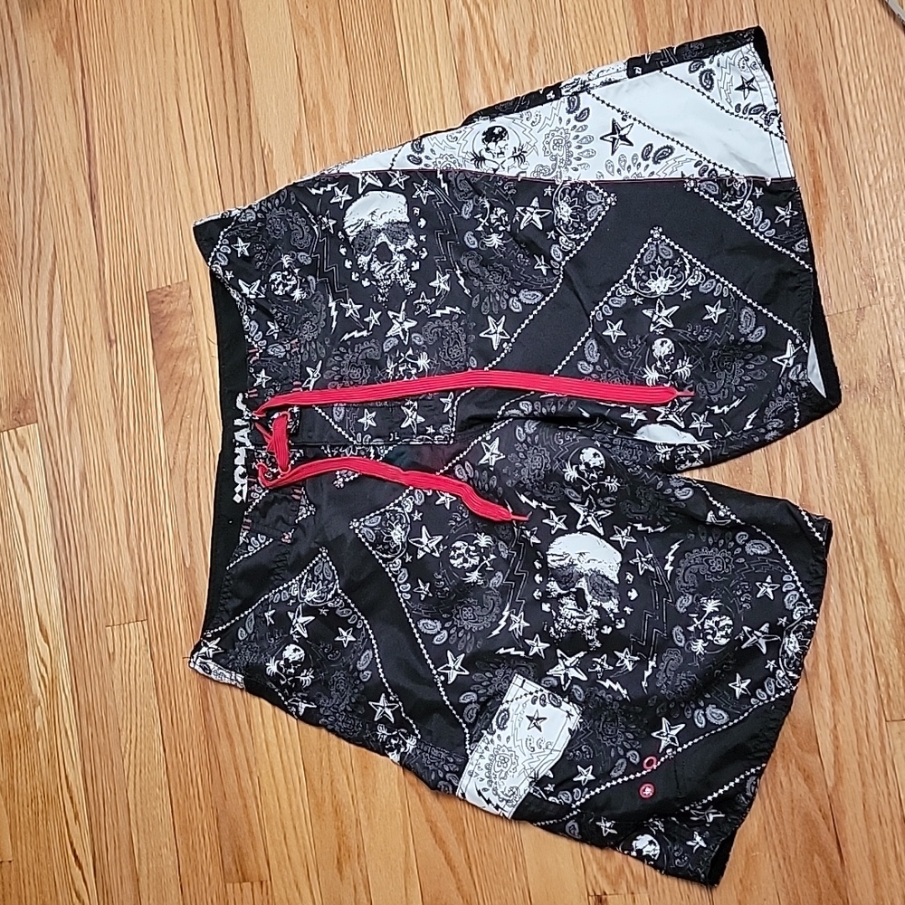 Chalc Men's Skull and Stars Board Shorts 34